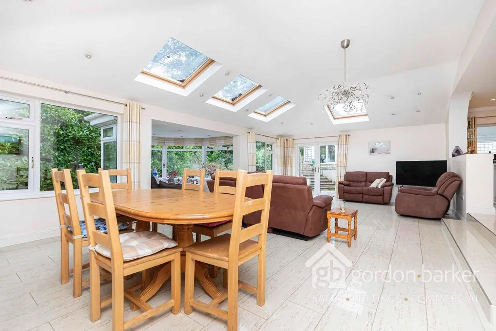 Woodside Close, Ferndown, BH22 9LG, photo 10