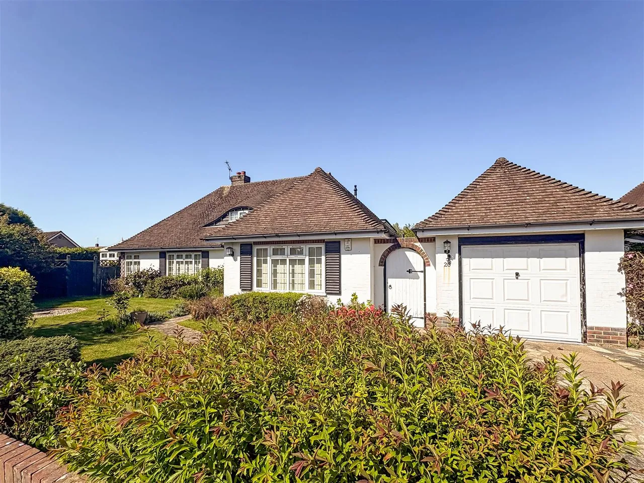 3 bed house for sale, Ruston Park, Rustington