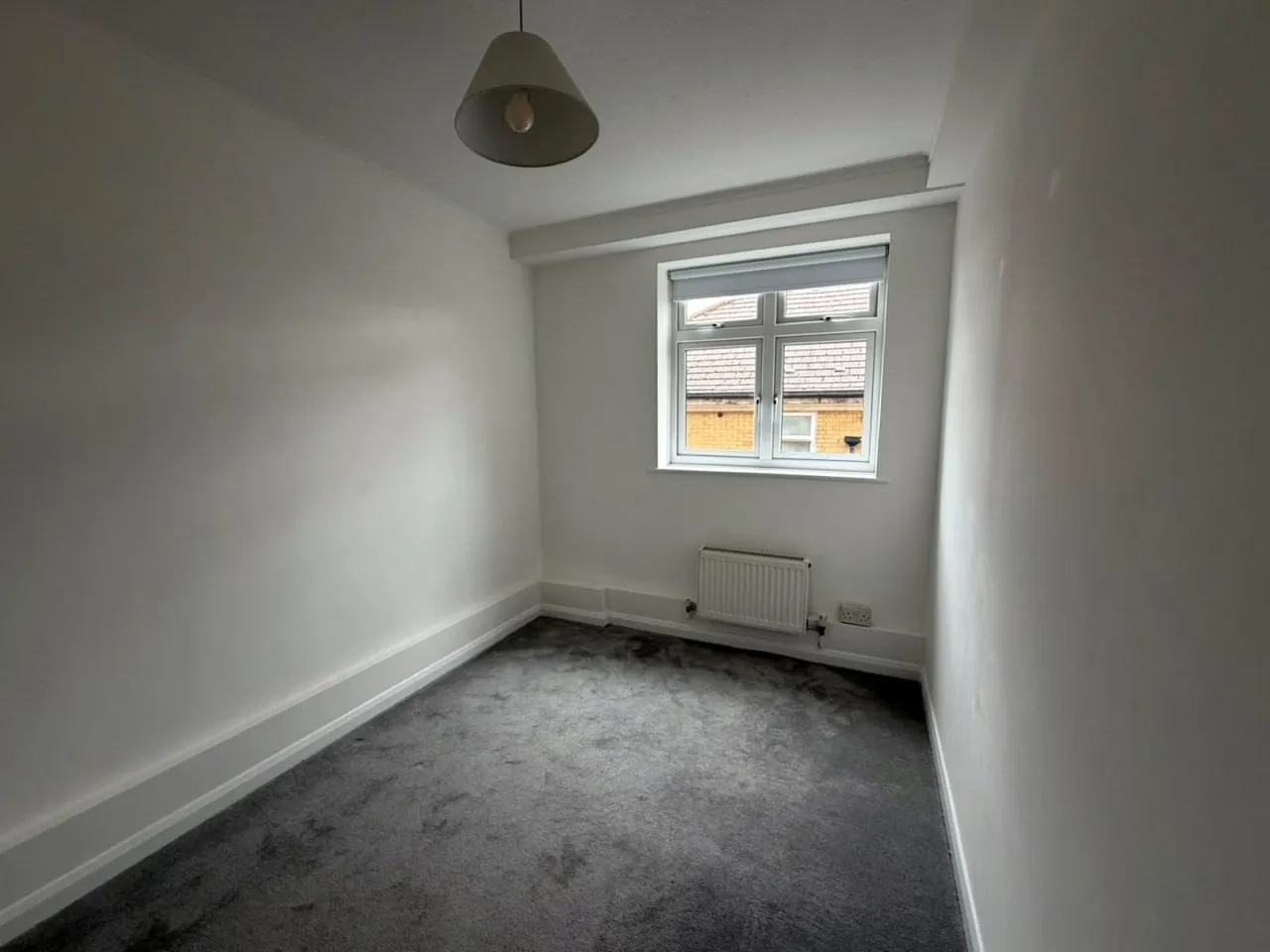 Savona Court, The Downs, photo 6