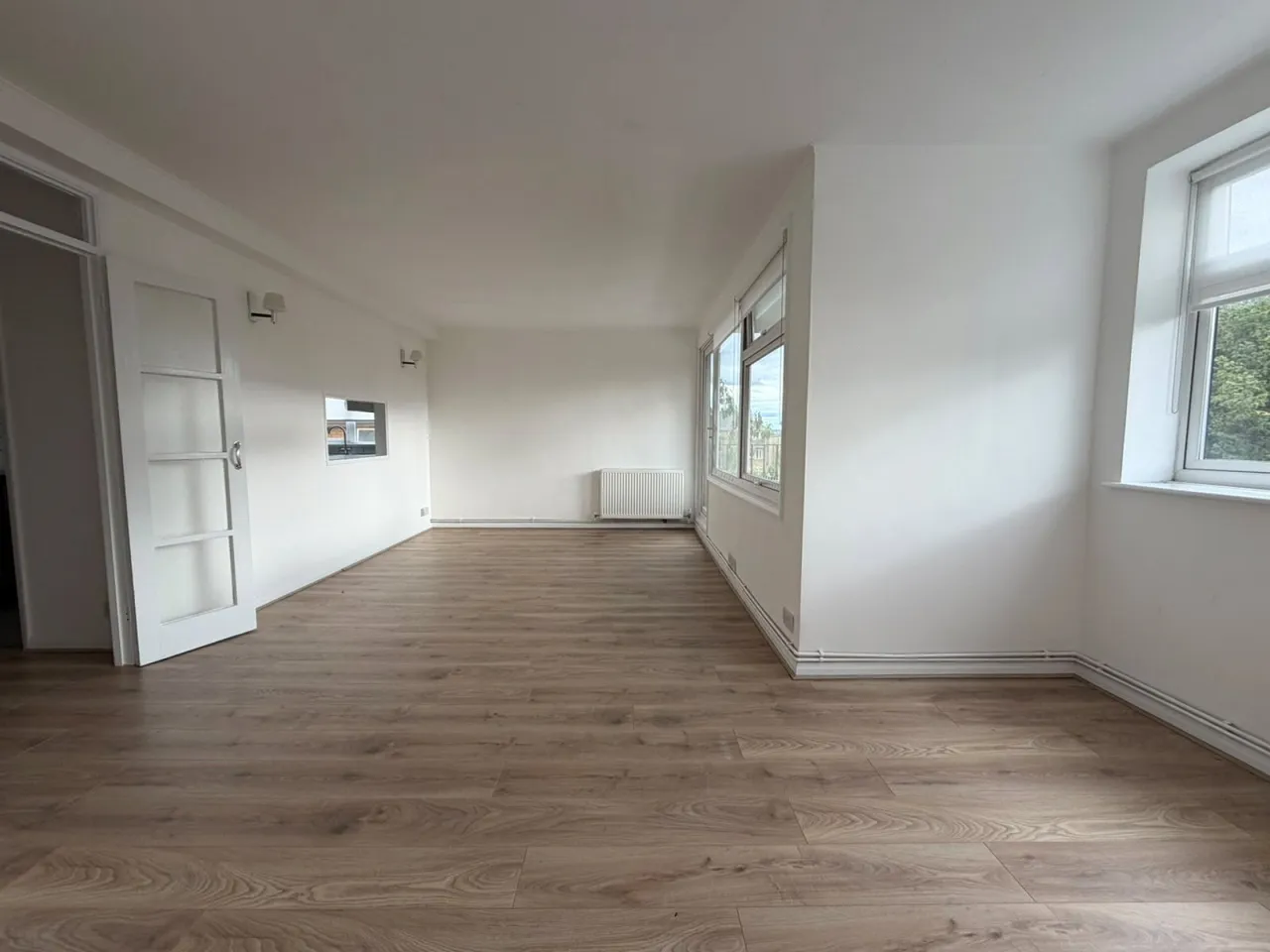 Savona Court, The Downs, photo 5