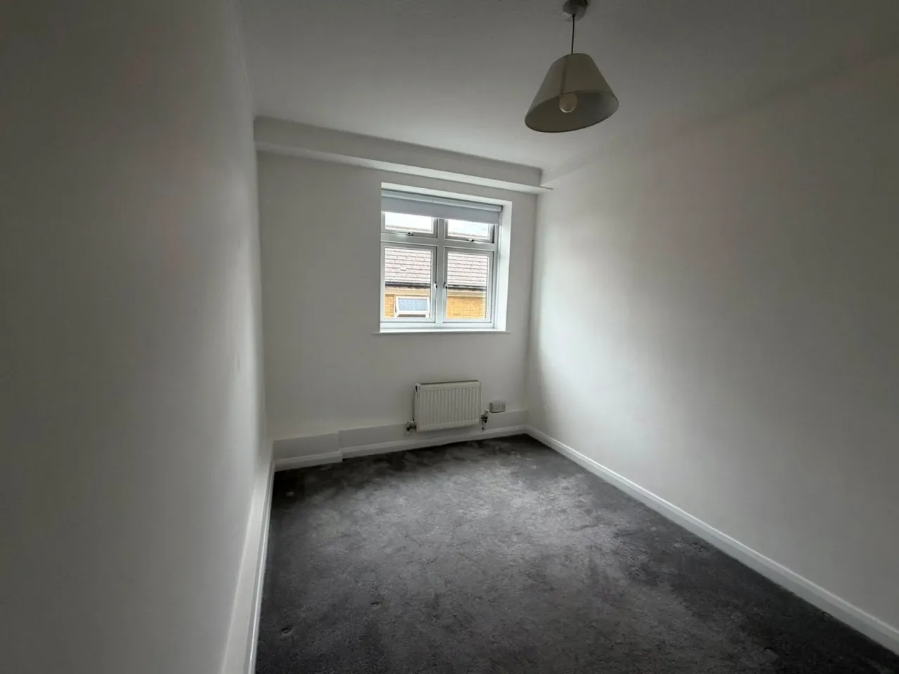 Savona Court, The Downs, photo 4