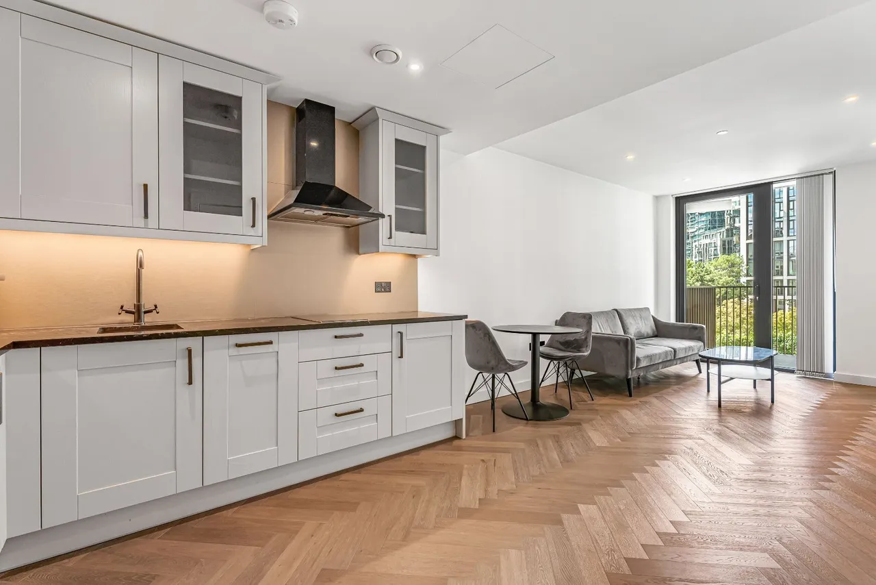 1 bed flat for sale, London Dock, London, E1W