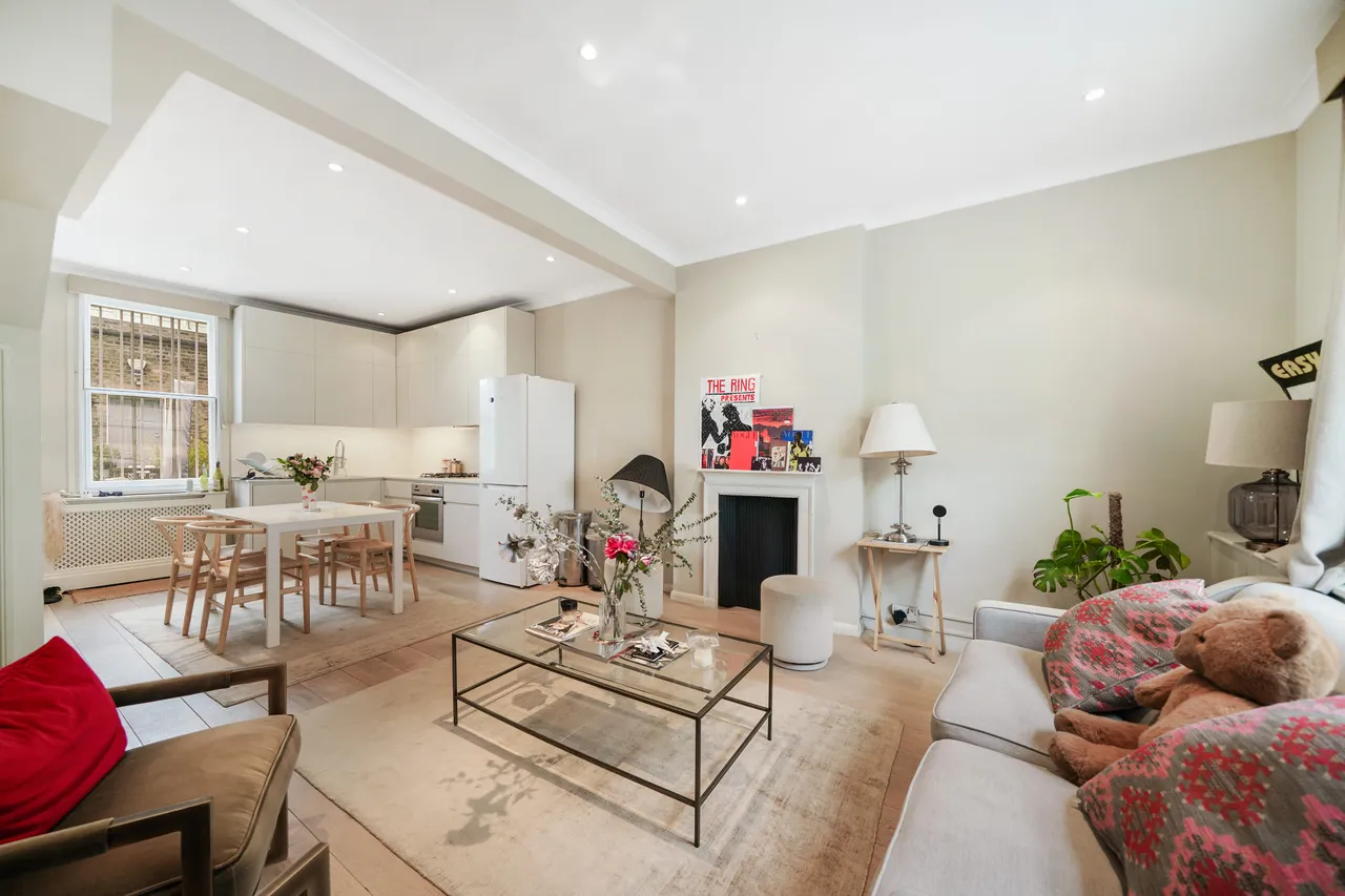 Fulham Road, London, SW10, photo 3