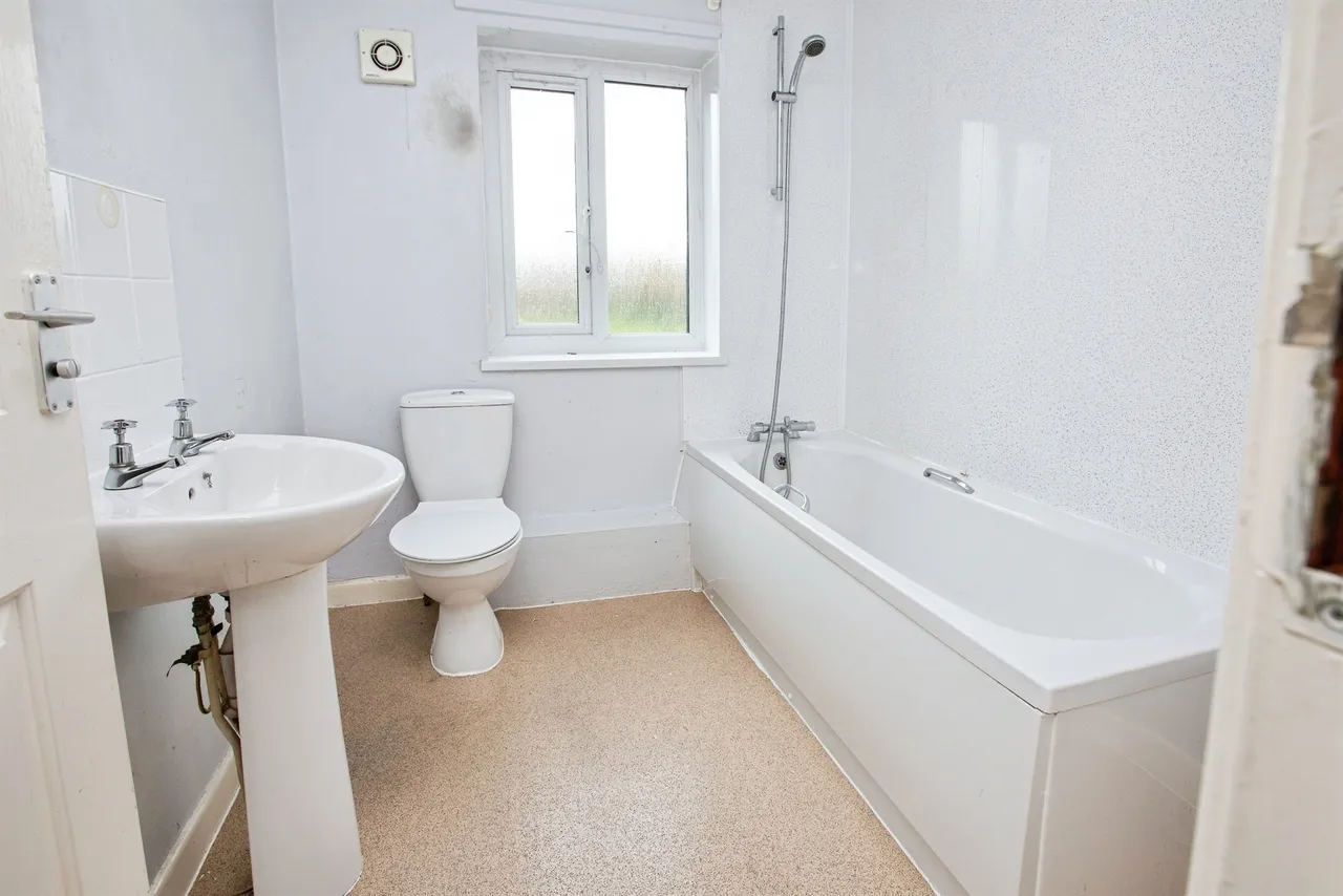 Springvale Close, Danesmoor, S45, photo 10