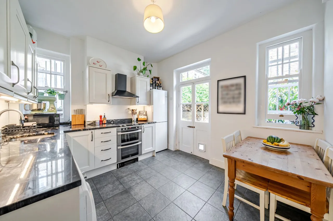 Liberty Street, SW9, photo 13