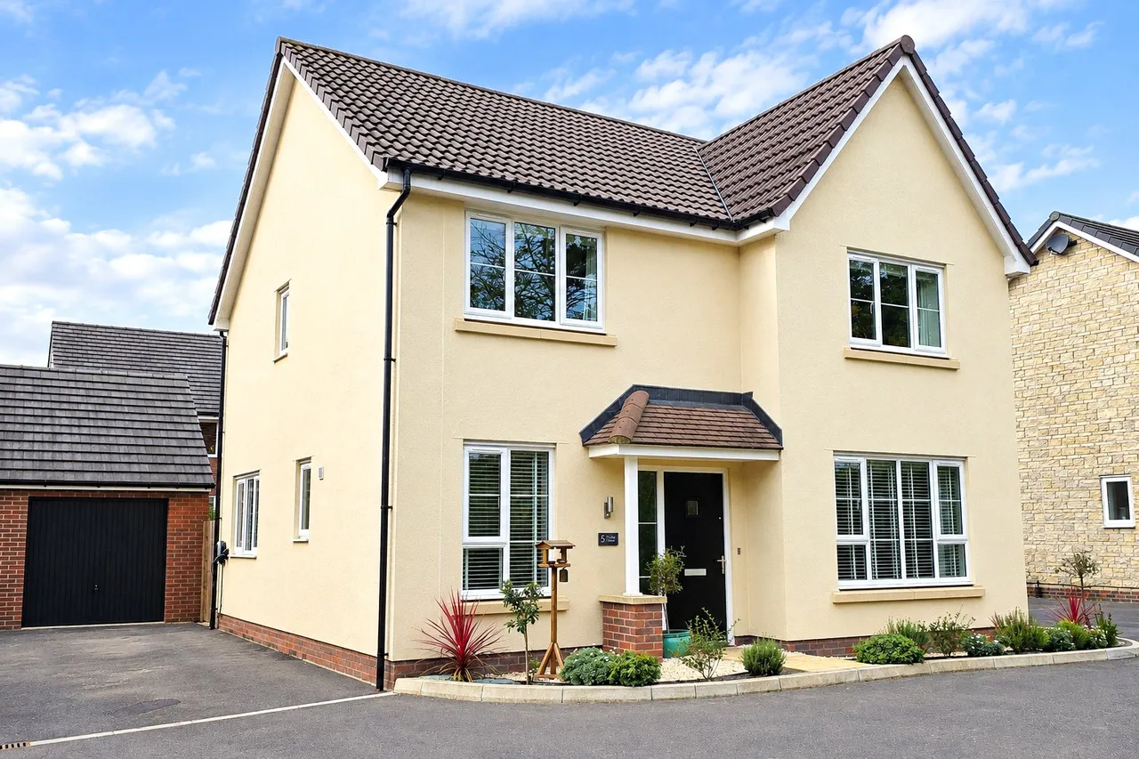 4 bed house for sale, Westbury, Wiltshire