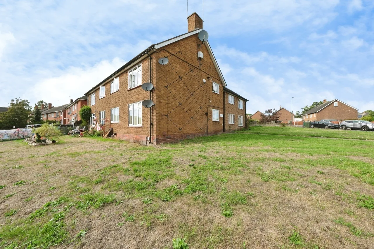 Raithby Close, Nottingham, NG5, photo 16