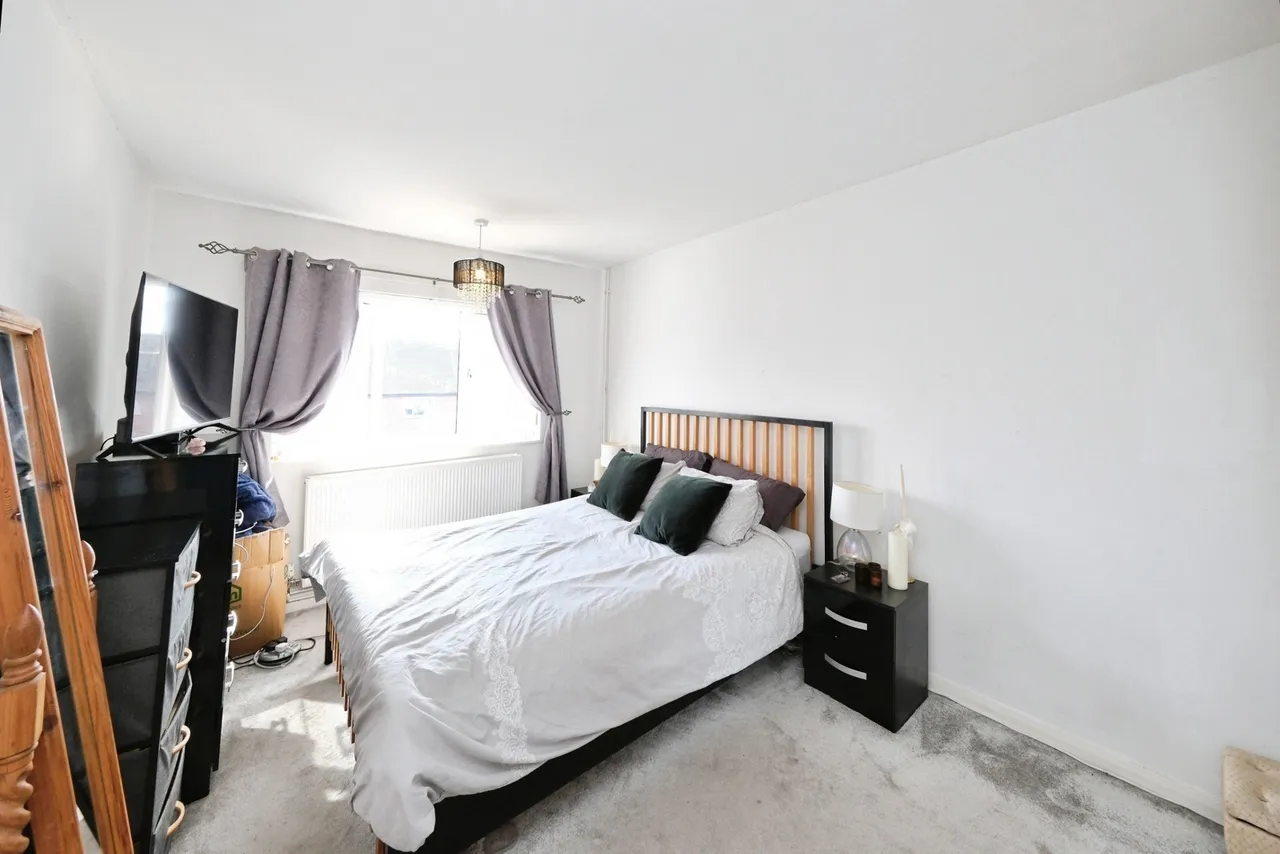 Raithby Close, Nottingham, NG5, photo 10
