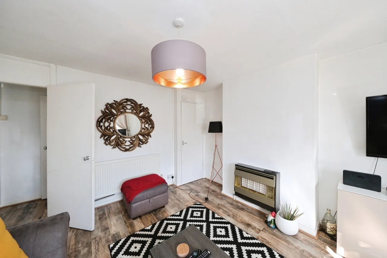 Raithby Close, Nottingham, NG5, photo 2