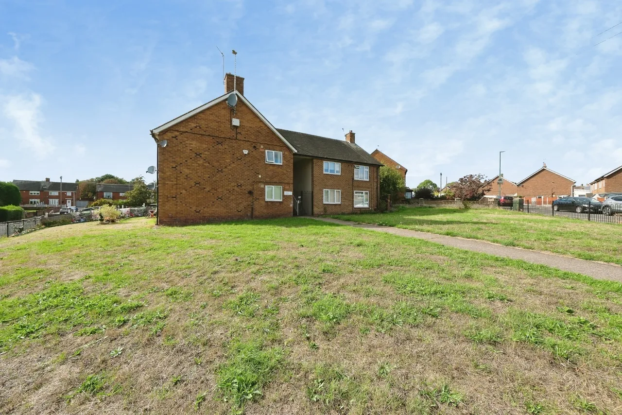 Raithby Close, Nottingham, NG5, photo 15