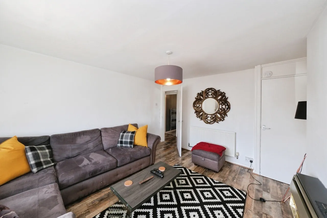 Raithby Close, Nottingham, NG5, photo 3