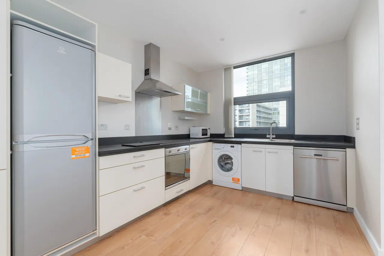 Manilla Street, London, E14, photo 12