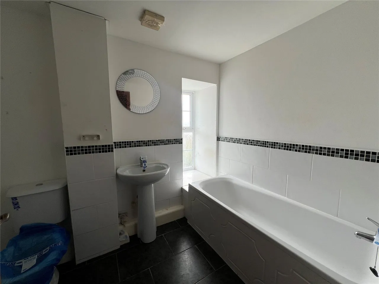 Embankment Road, Llanelli, SA15, photo 5