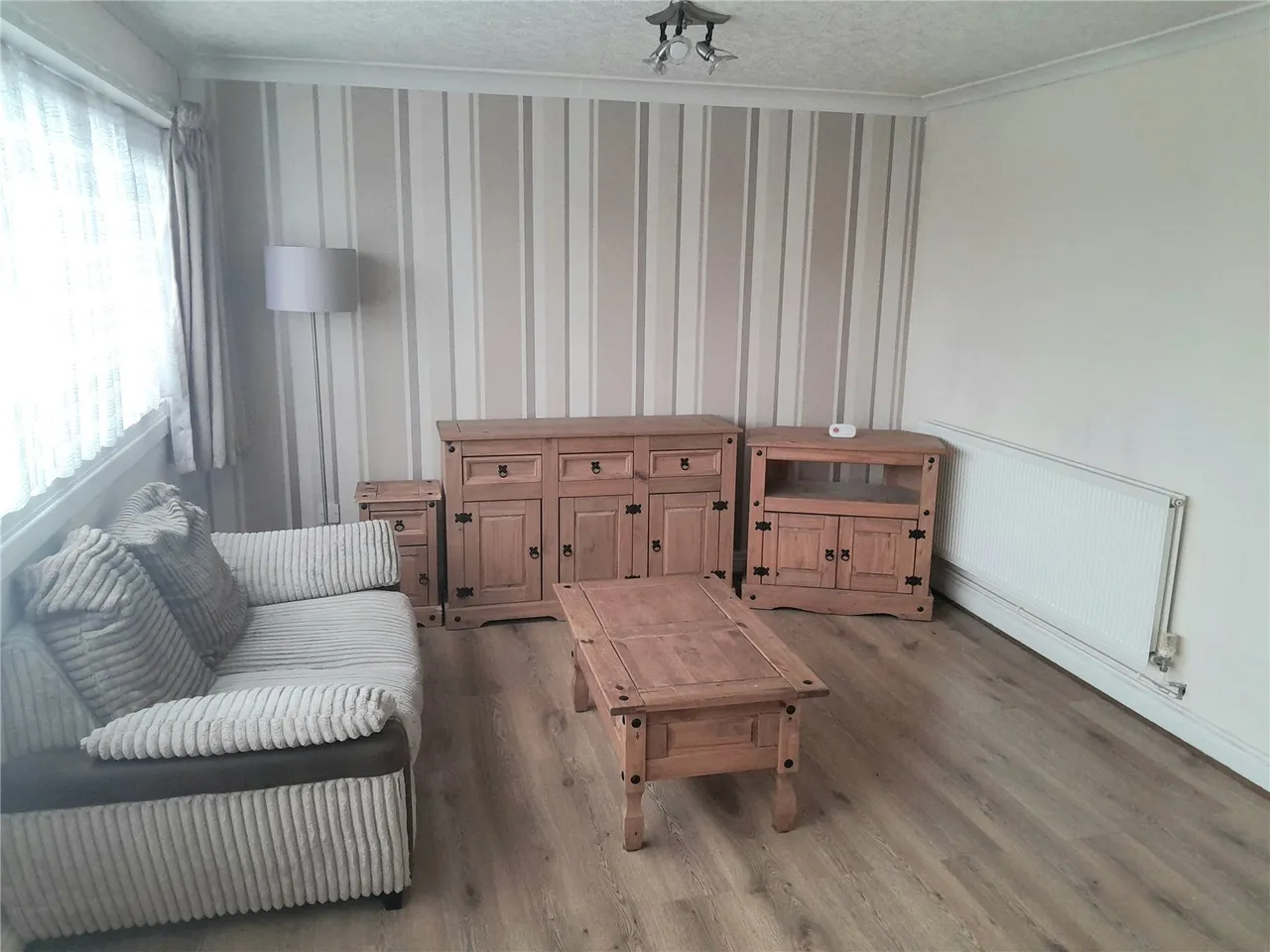 Clover Avenue, Birmingham, West Midlands, B37, photo 2