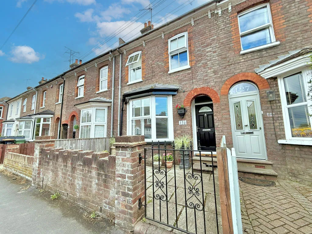 2 bed house for sale — Union Street, Dunstable LU6 1HA