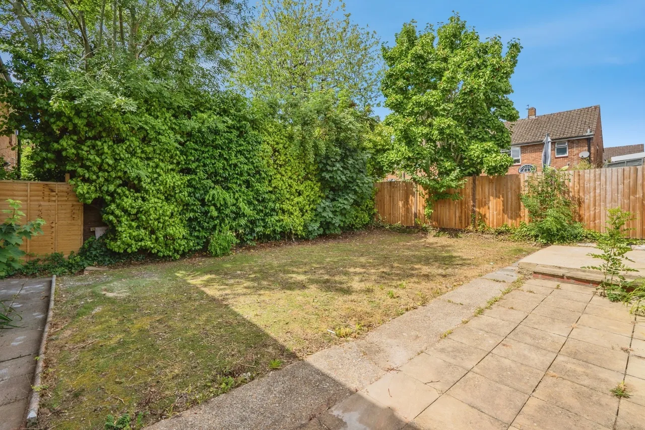 Bell Crescent, Waterlooville, PO7, photo 2