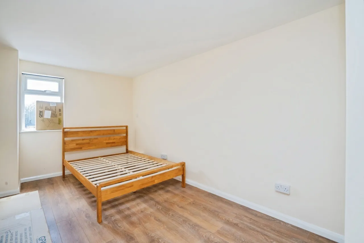 Bell Crescent, Waterlooville, PO7, photo 8