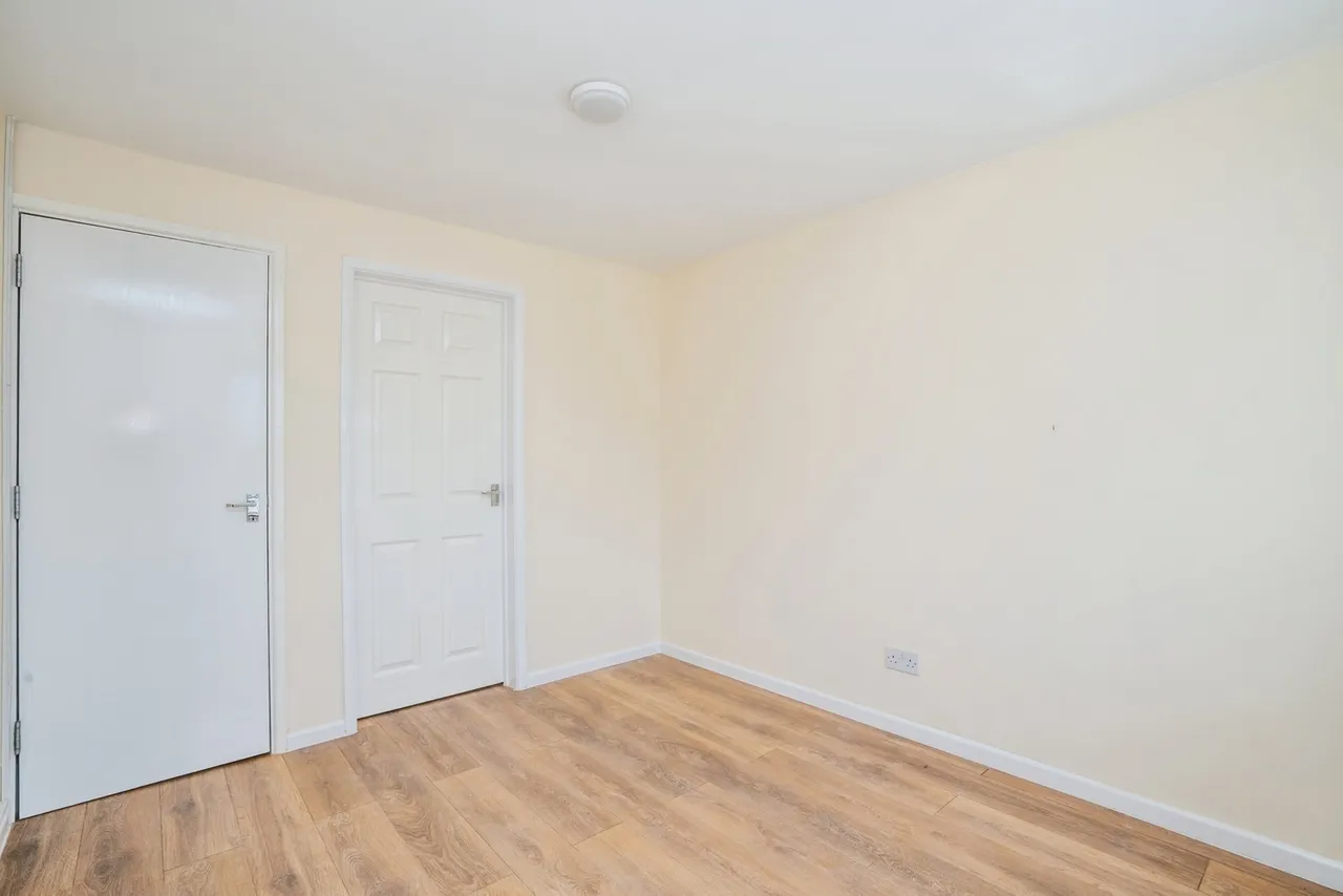 Bell Crescent, Waterlooville, PO7, photo 11