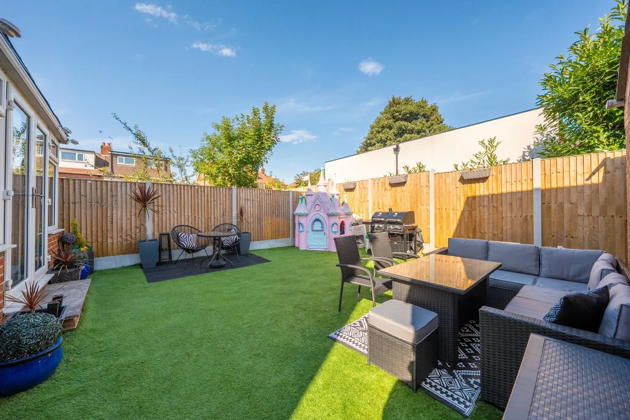 Heathercroft, Chapel Allerton, LS7, photo 18