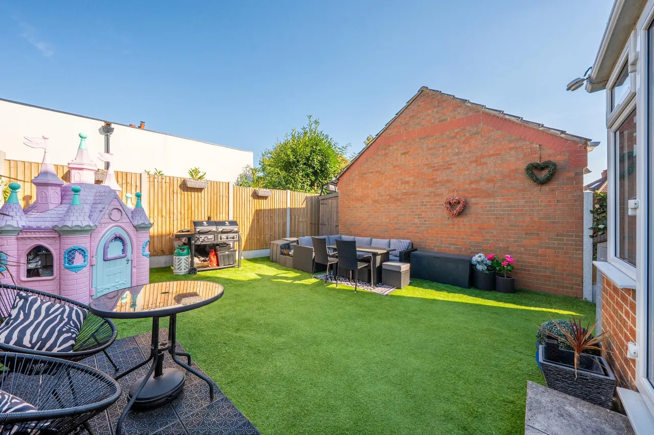 Heathercroft, Chapel Allerton, LS7, photo 17
