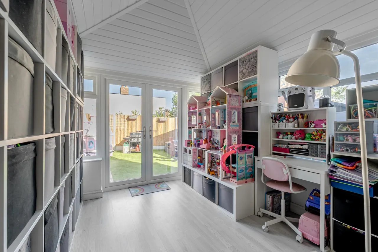 Heathercroft, Chapel Allerton, LS7, photo 5