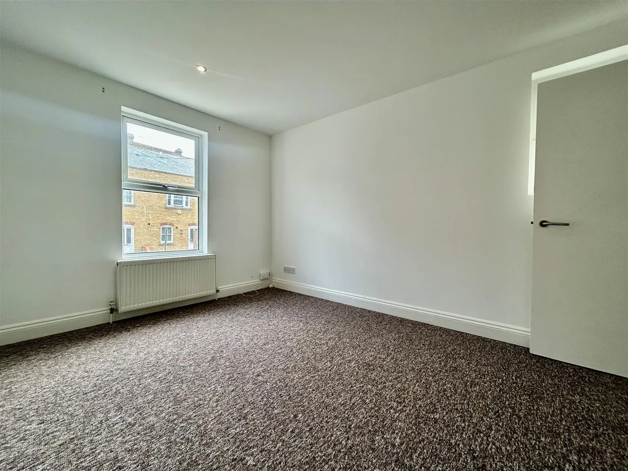 Grosvenor Place, Margate, Kent CT9 1UY, photo 6