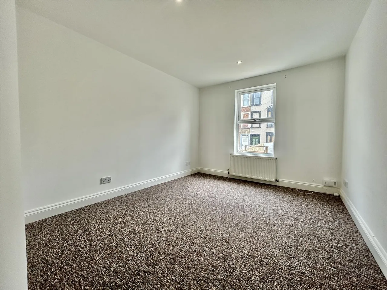 Grosvenor Place, Margate, Kent CT9 1UY, photo 7