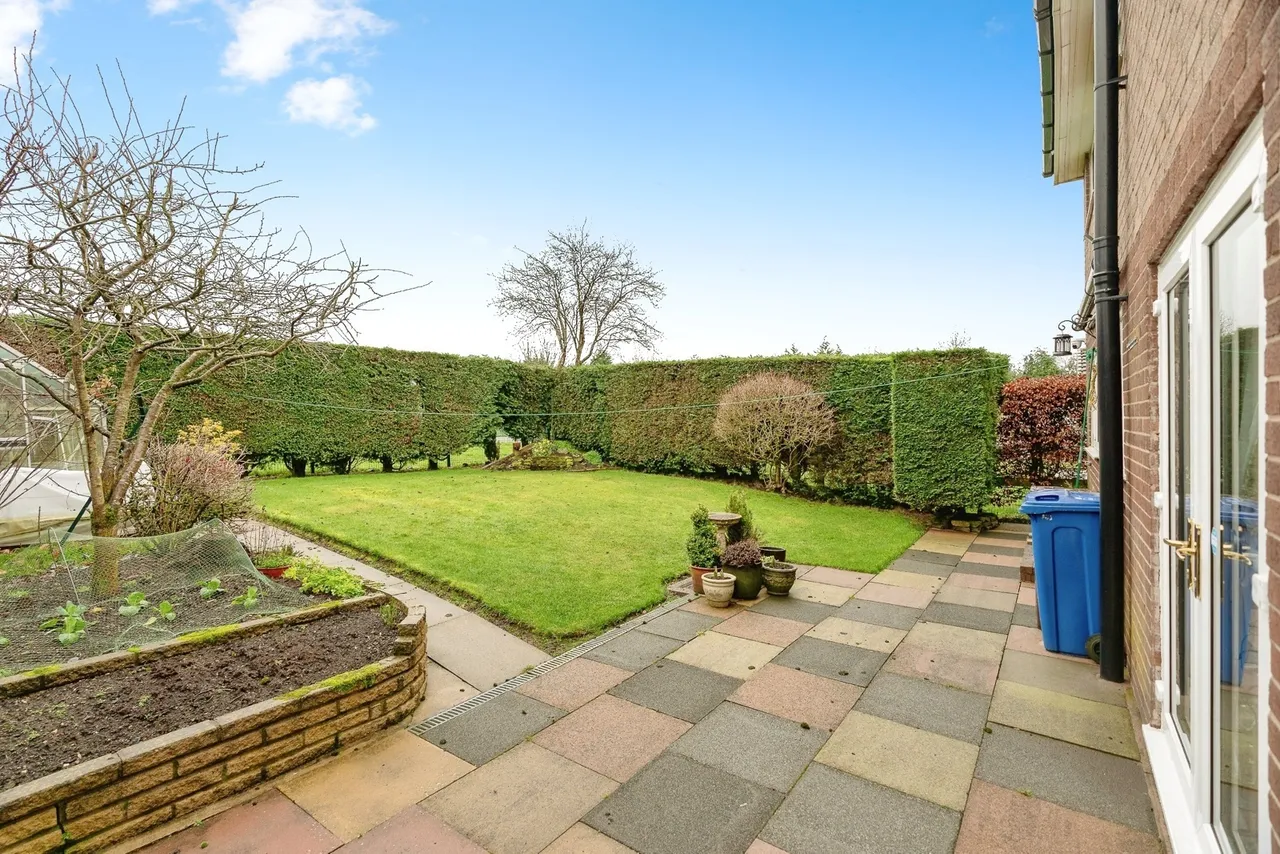 Ravens Grove, Burnley, Lancashire, BB10, photo 11