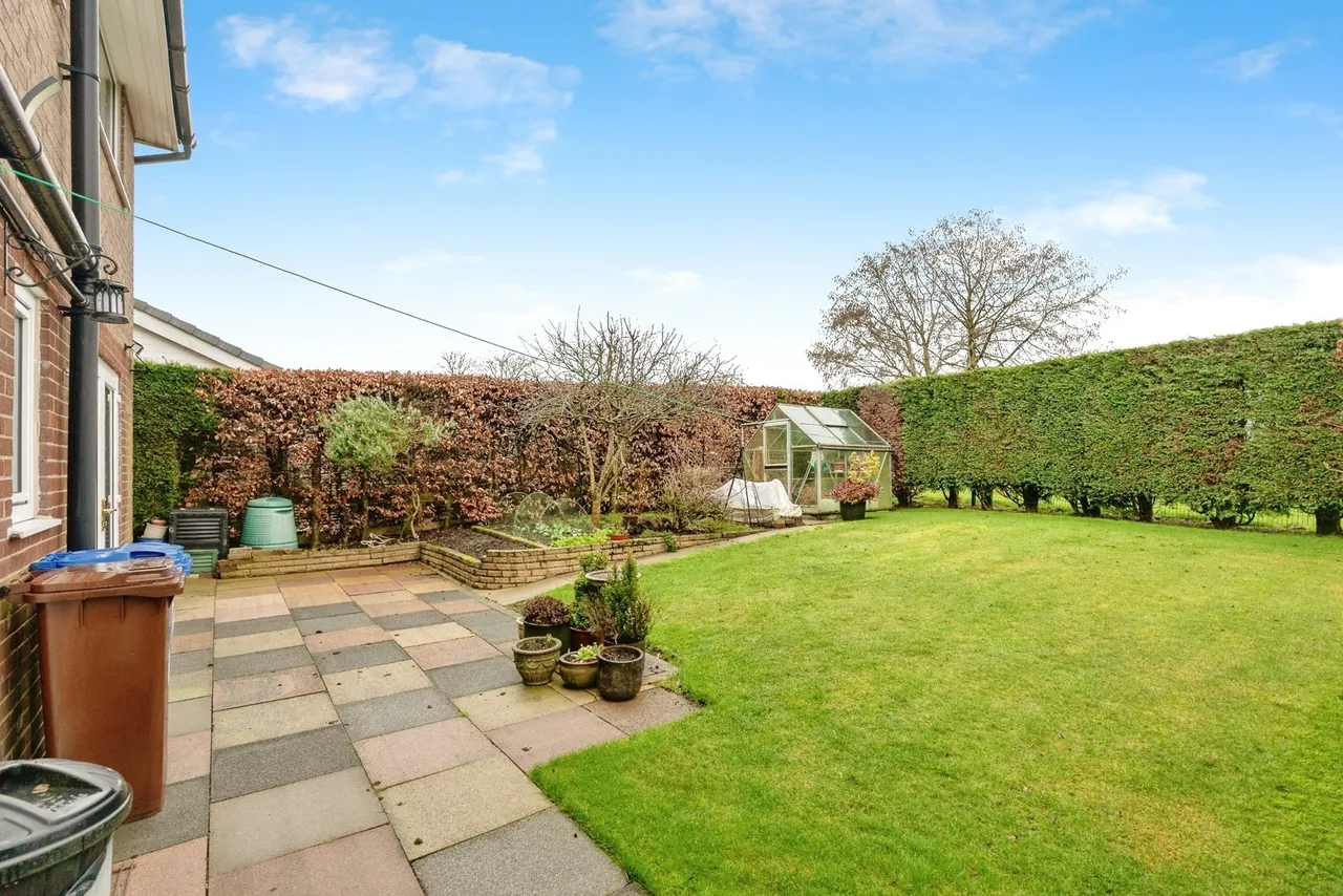 Ravens Grove, Burnley, Lancashire, BB10, photo 25