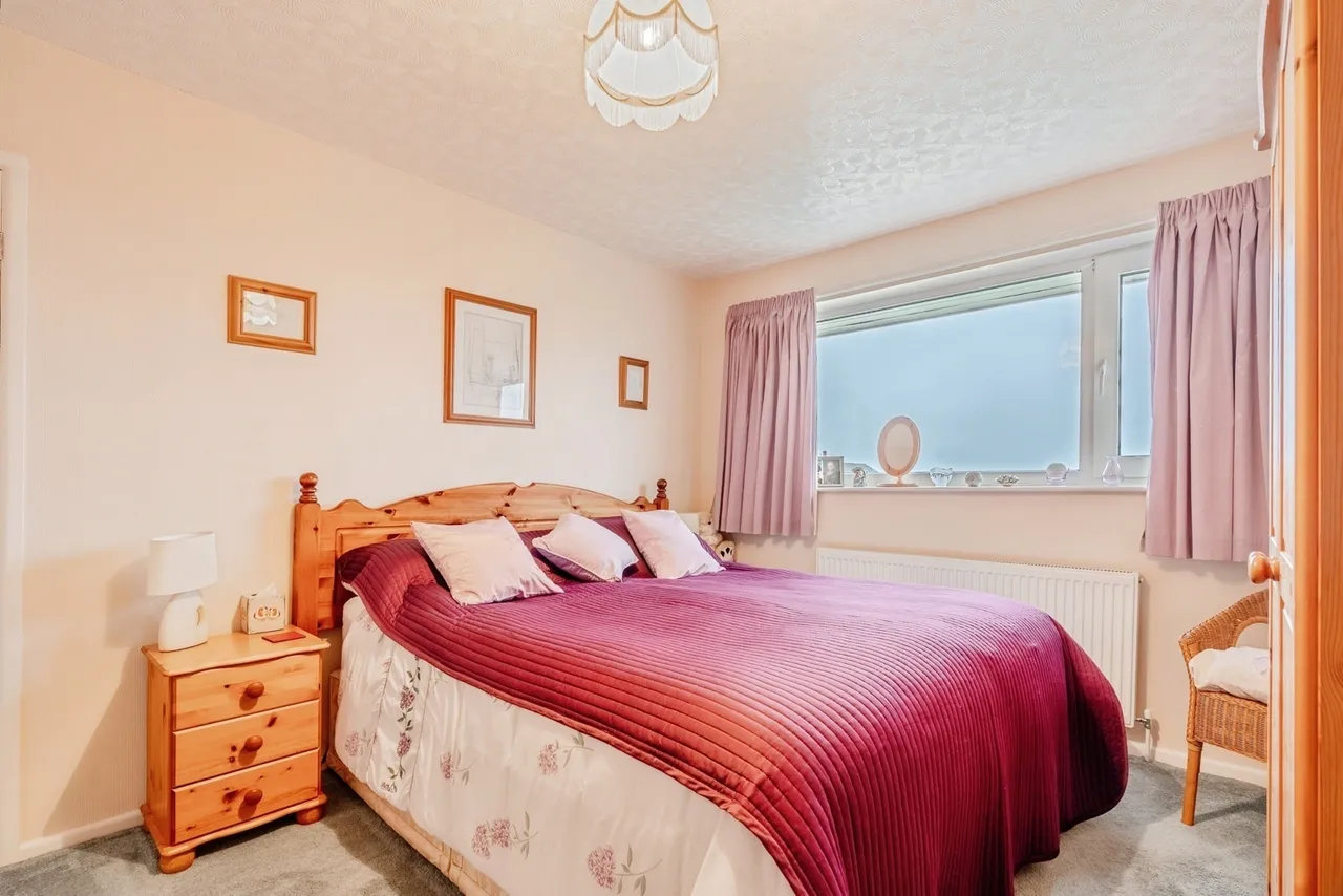 Ravens Grove, Burnley, Lancashire, BB10, photo 6