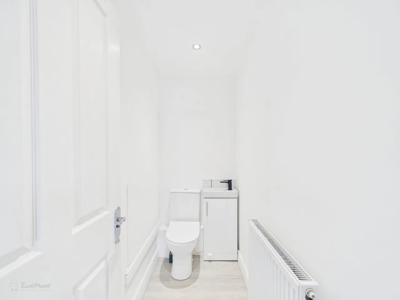 Featherston Drive, Burbage, LE10, photo 13