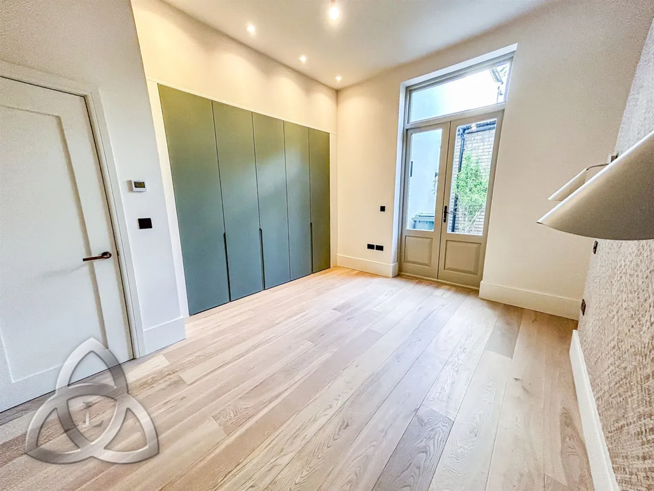 Ebbsfleet Road, London, NW2, photo 10
