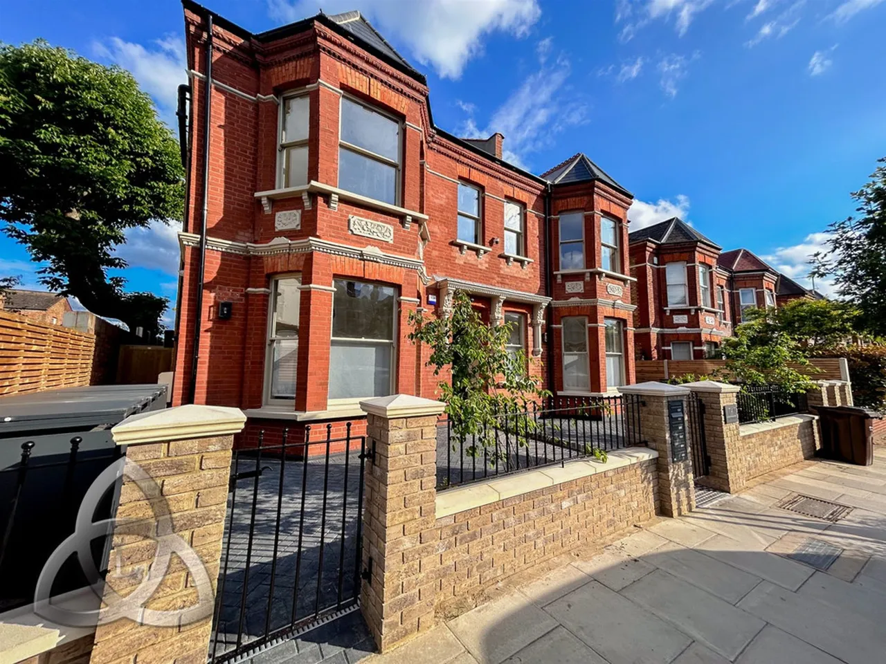 Ebbsfleet Road, London, NW2, photo 14