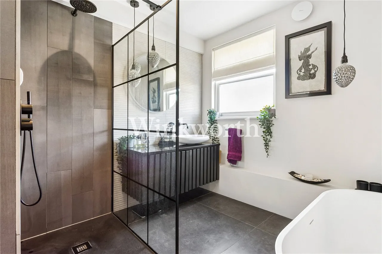 Russell Avenue, London, N22, photo 13
