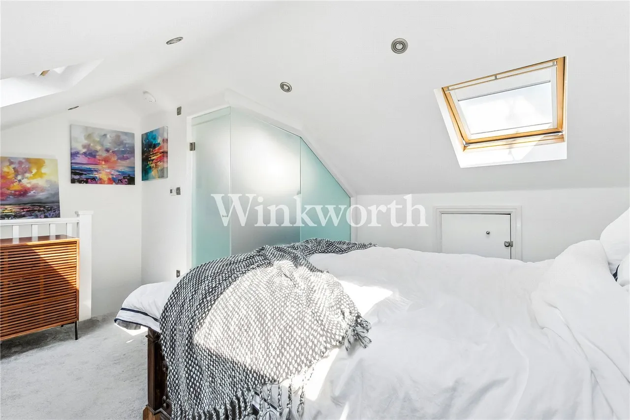 Russell Avenue, London, N22, photo 18