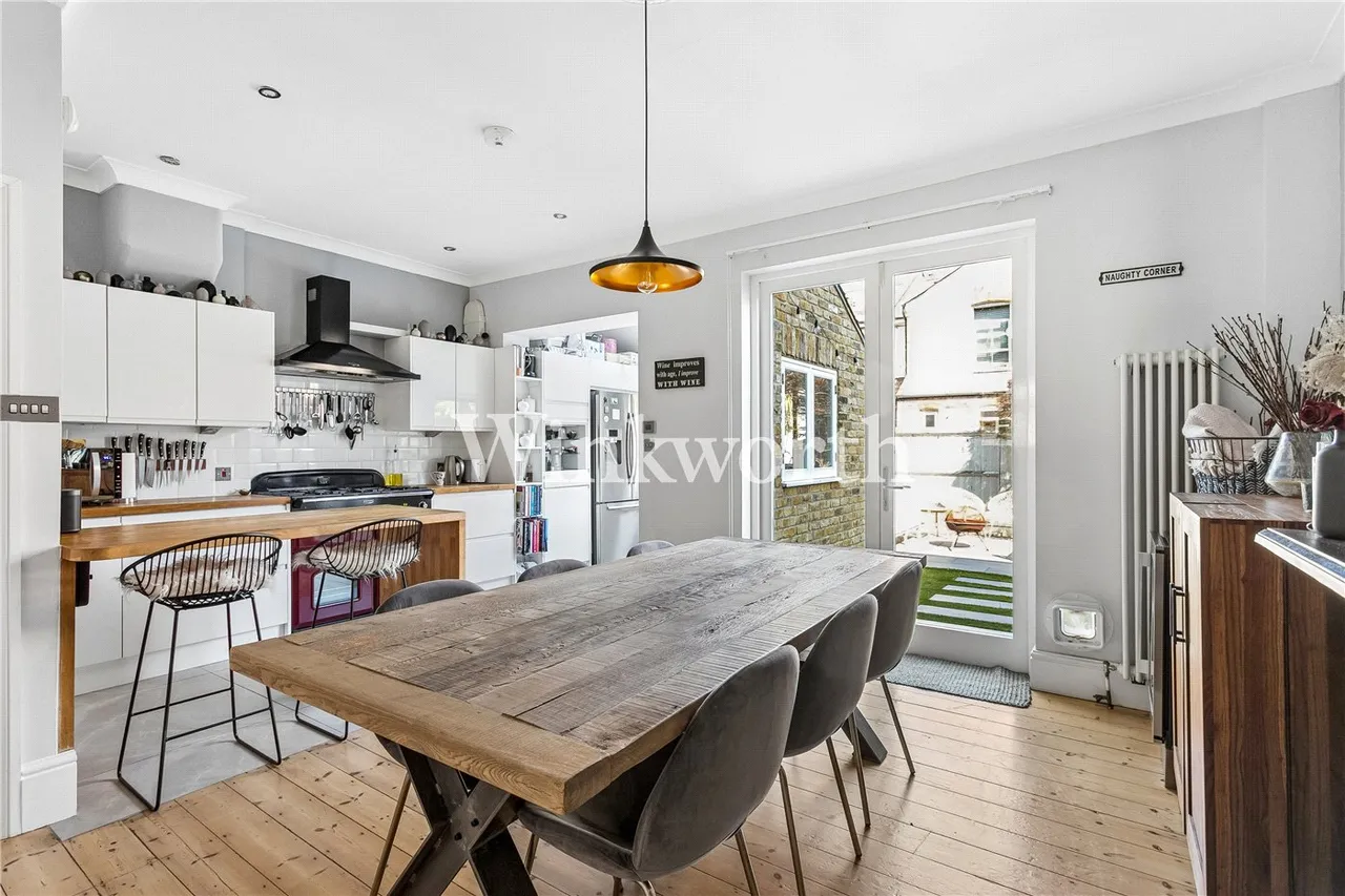 Russell Avenue, London, N22, photo 3