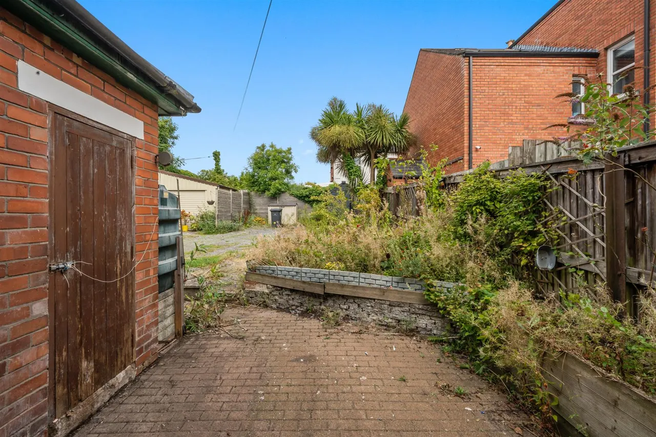 Upper Newtownards Road, Belfast, BT4, photo 35