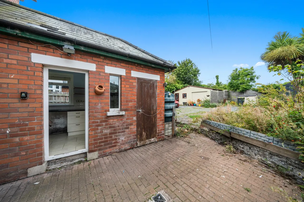 Upper Newtownards Road, Belfast, BT4, photo 34