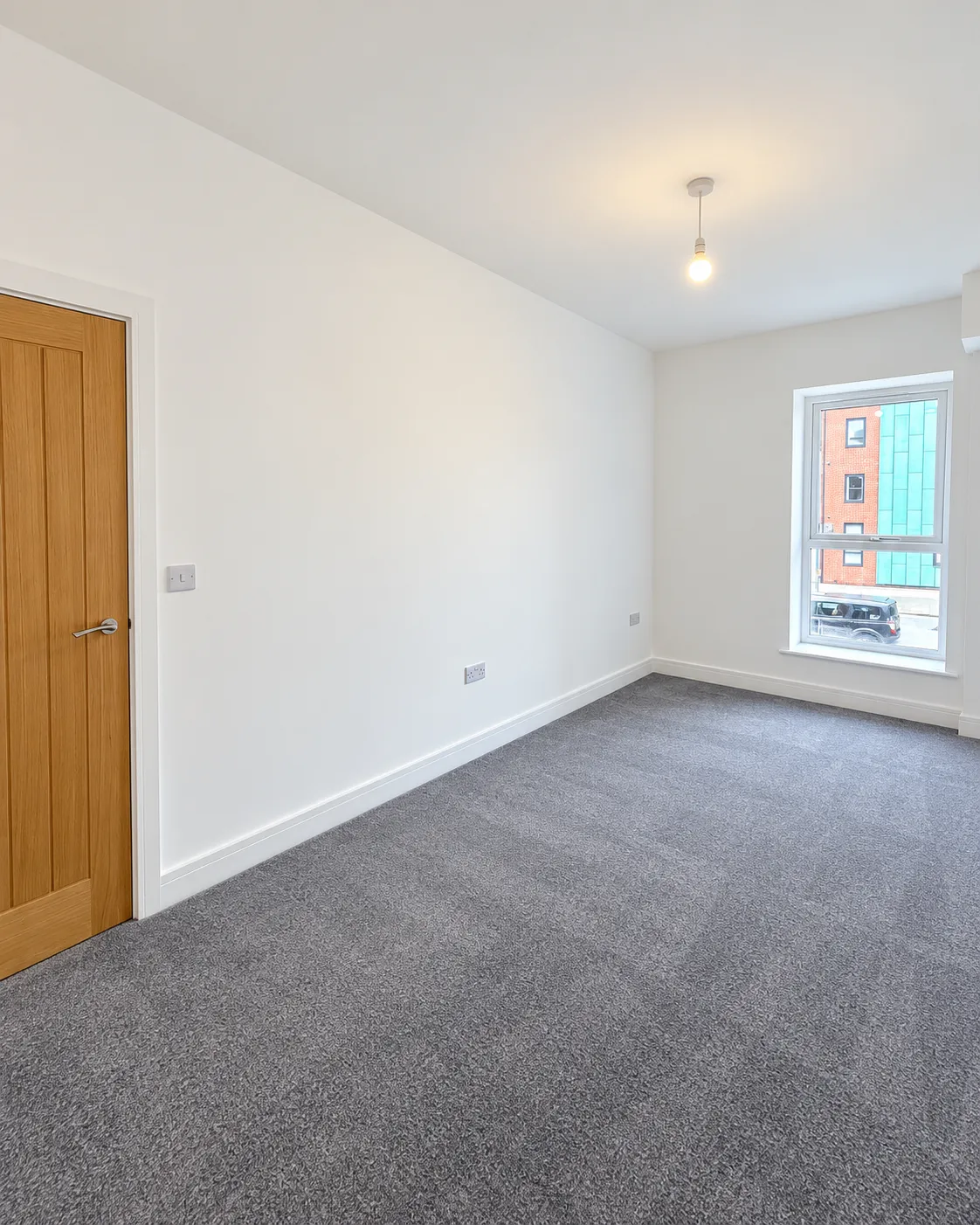 Horninglow Street, DE14, photo 4