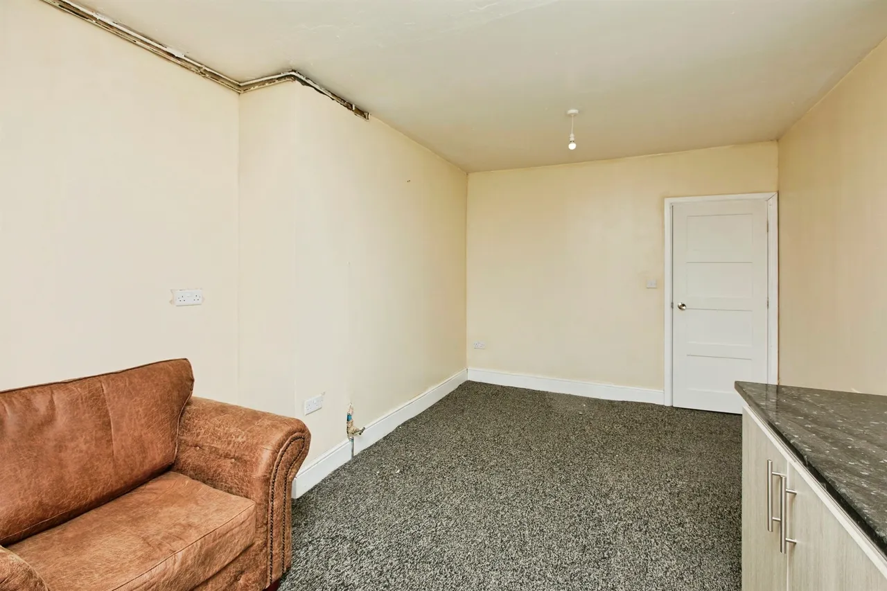 Shobnall Street, Burton-On-Trent, DE14, photo 14