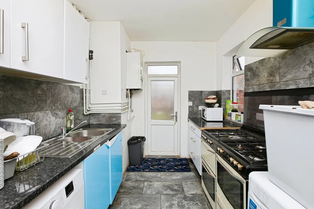 Shobnall Street, Burton-On-Trent, DE14, photo 6