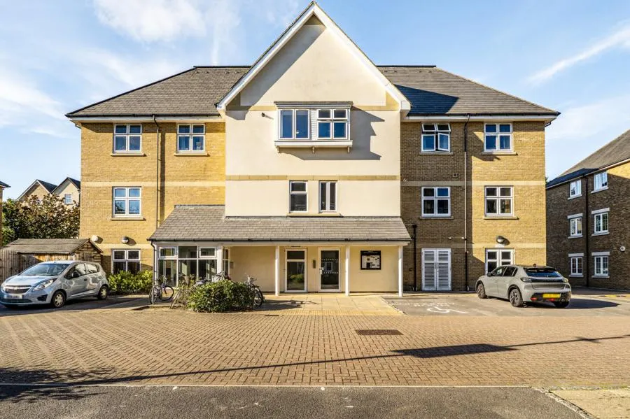 1 bed flat for sale, Clear Water Place, Oxford, OX2