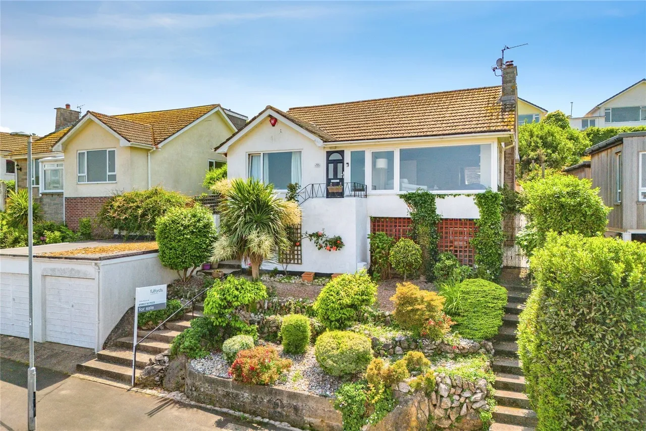 3 bed house for sale, Brunel Road, Paignton, TQ4