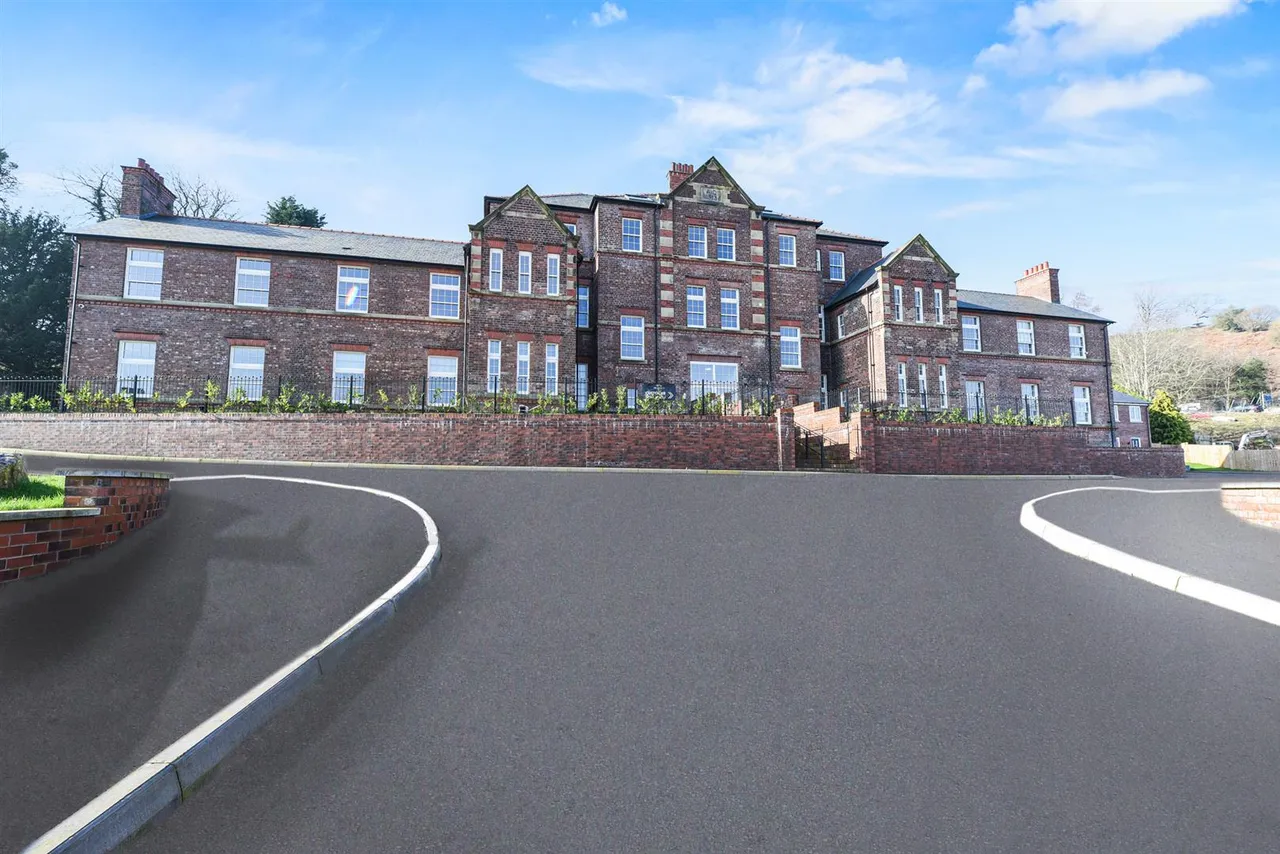 Holywell Manor,, Old Chester Road, Holywell, CH8 7SG, photo 7