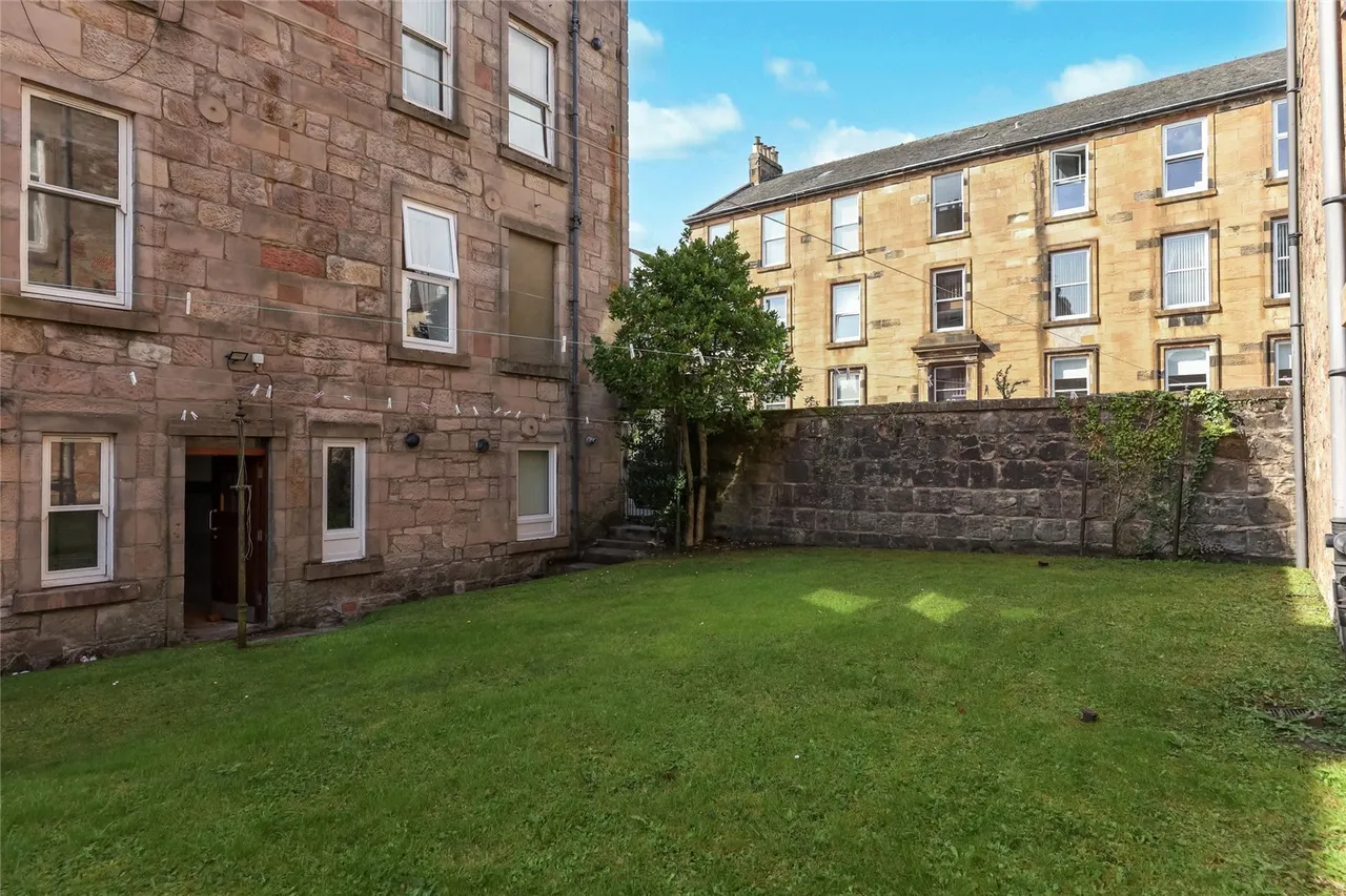 Ardgowan Street, Greenock, Inverclyde, PA16, photo 12