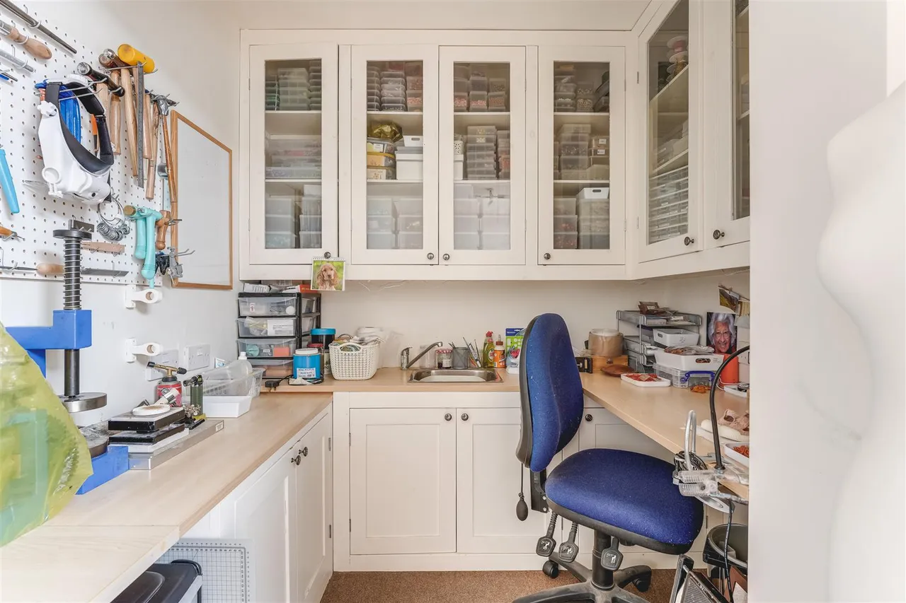 Cotton End Road, Exning, CB8, photo 13