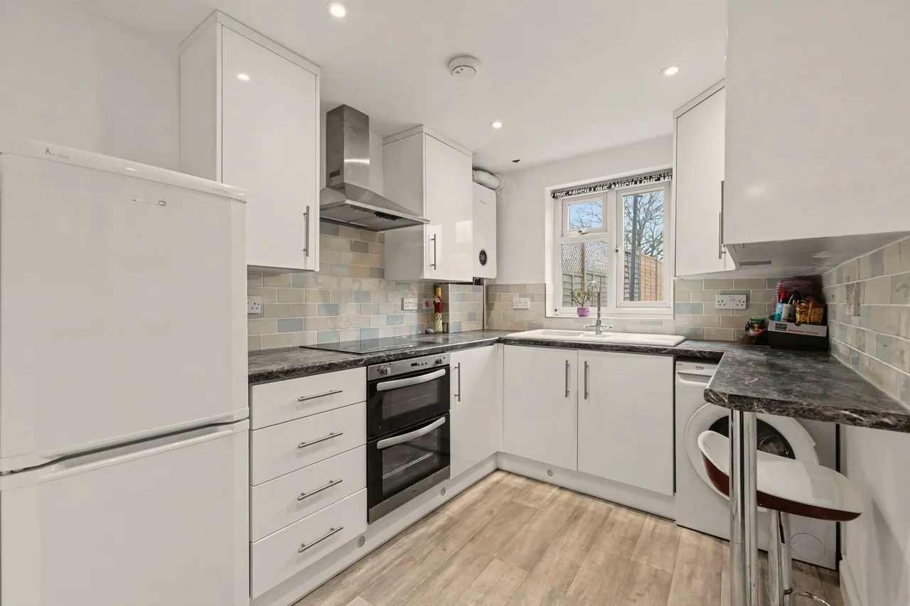 High Street, Pershore, WR10, photo 6
