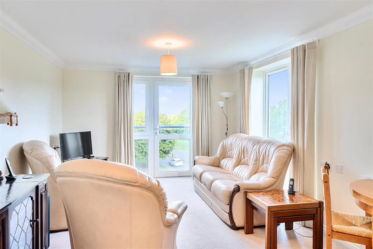 Normandy Drive, Yate, BS37, photo 7