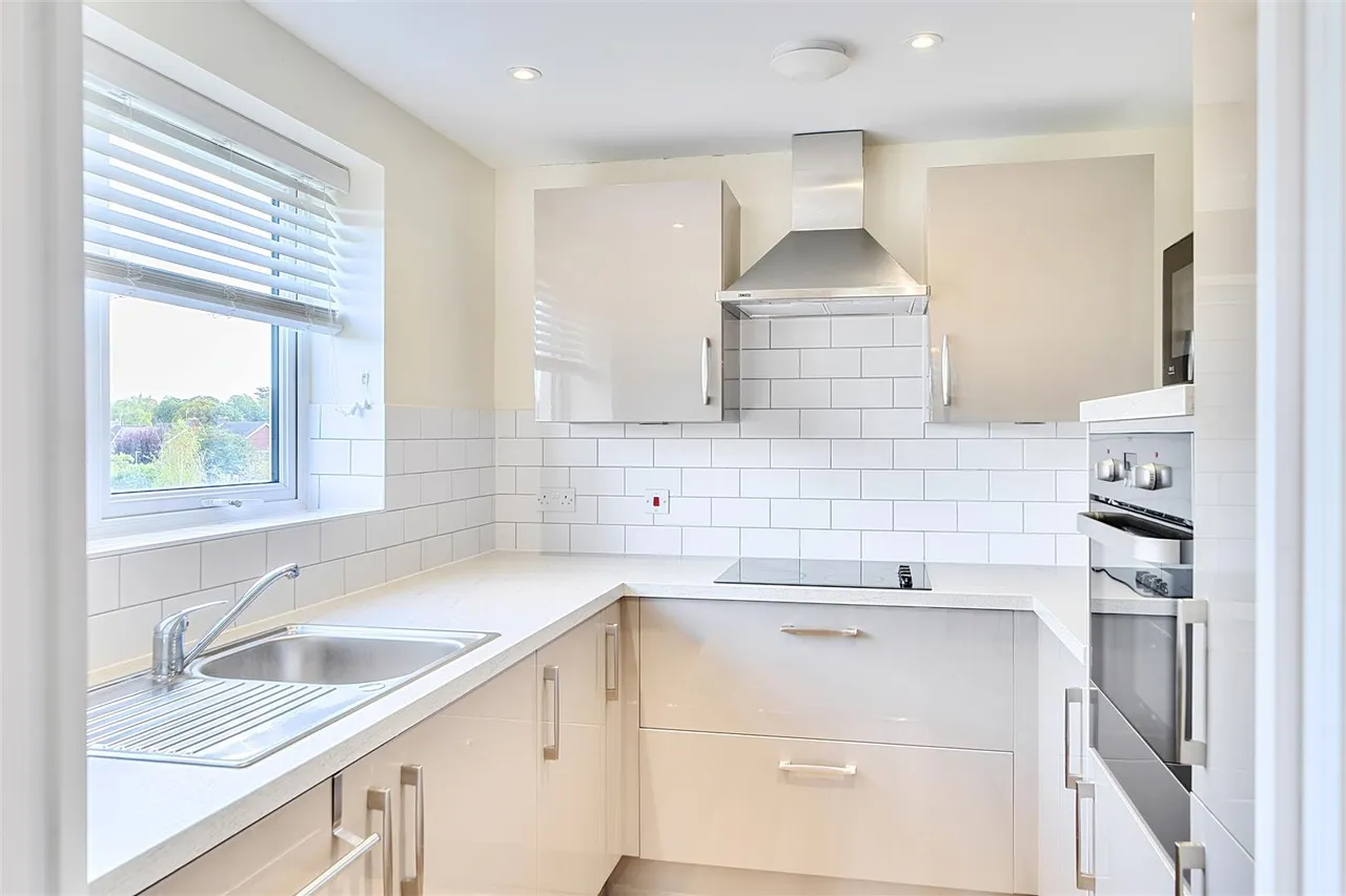 Normandy Drive, Yate, BS37, photo 8