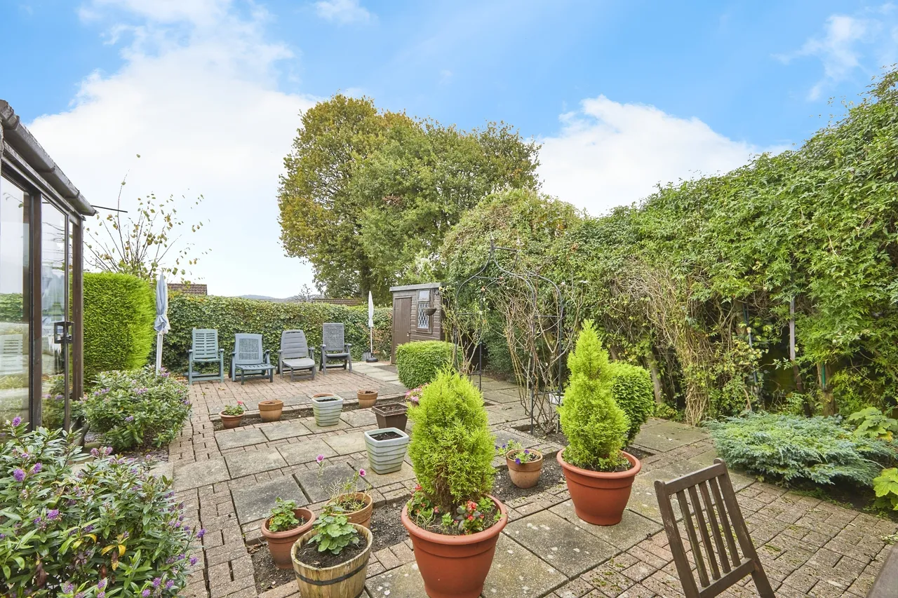 Moorfield Crescent, Sandiacre, NG10, photo 17